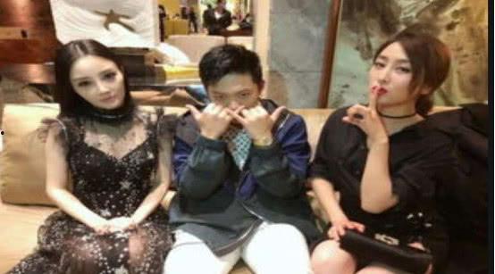 热门吃瓜新闻视频,视频背后的惊人真相